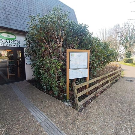 Cottage Dans Village Normandy Garden Pierre & Vacances Бранвил Екстериор снимка