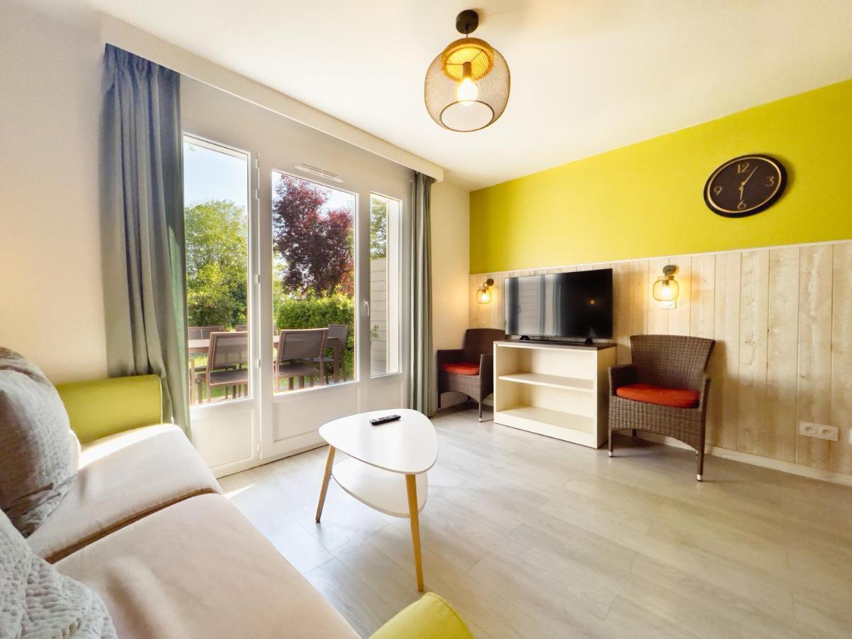 Cottage Dans Village Normandy Garden Pierre & Vacances Бранвил Екстериор снимка
